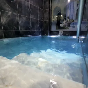 HAMAM
